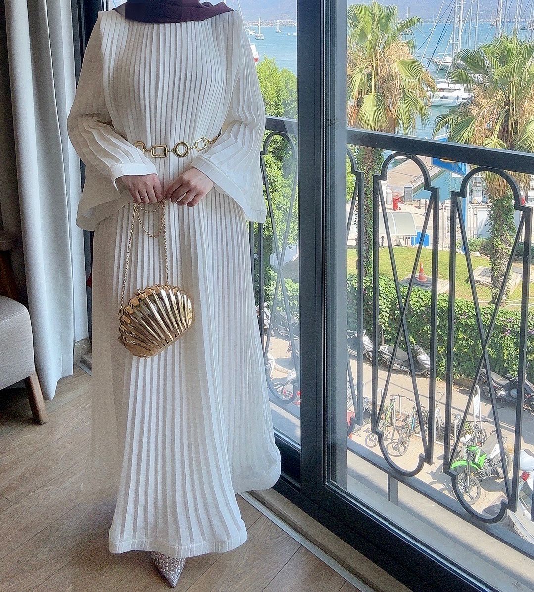 White Elegance Dress